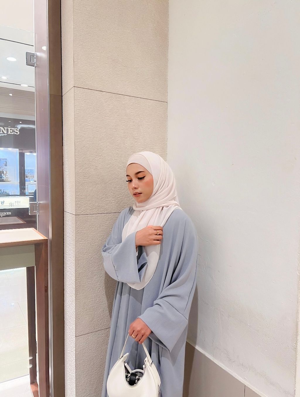 48C50D52-B3B5-4E57-B910-2A64AD873BDE