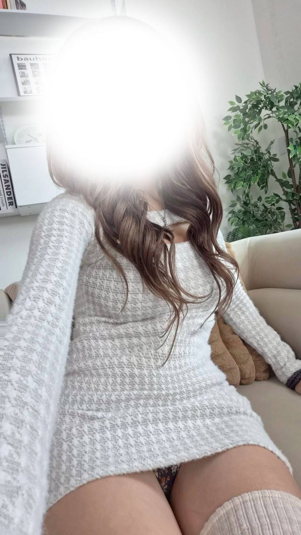 A11.坐在咖啡廳等候的碎花內褲101