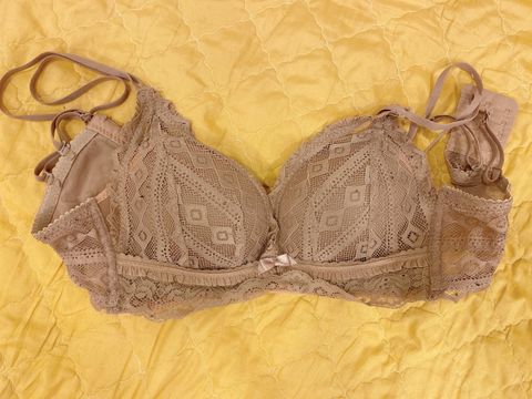 B1.咪亞 內衣 $600 附穿照2張