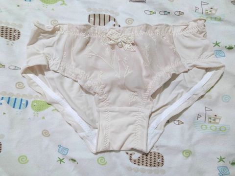 +原味千奈+ 【森森】膚色森林系內褲（附穿照）