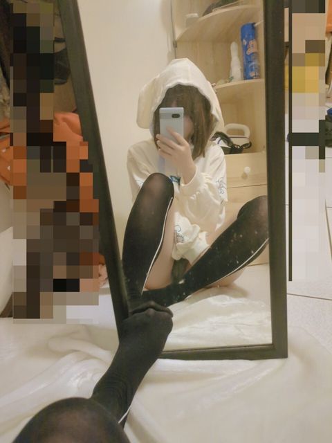 LINE_ALBUM_日常深灰內褲_透膚小腿襪（黑）_231031_2