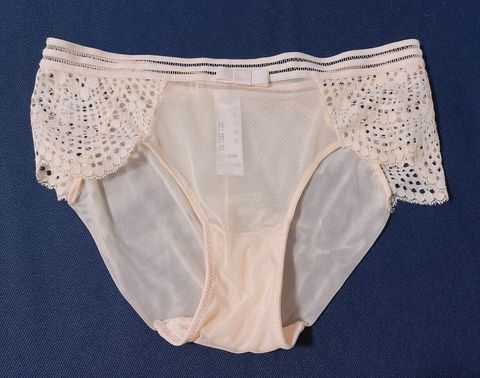 ⛩千奈神社⛩【亞絲娜】膚色蕾絲內褲（贈穿照4張）