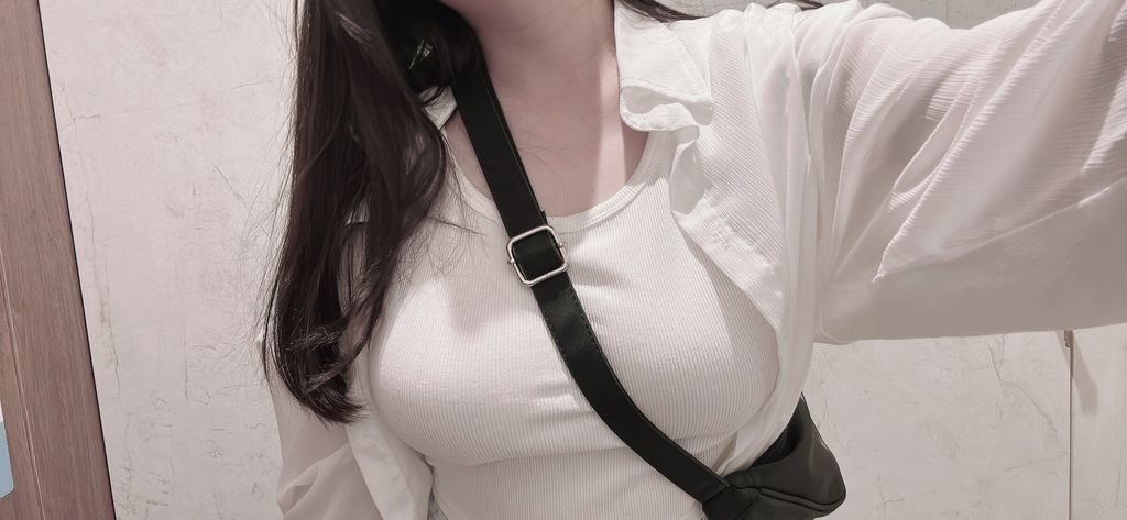 LINE_ALBUM_白色素面上衣5件不同款_240725_2