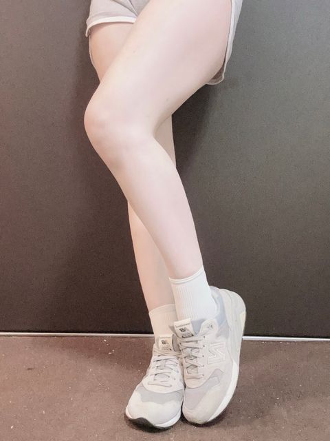 LINE_ALBUM_品牌運動鞋1200_241005_2