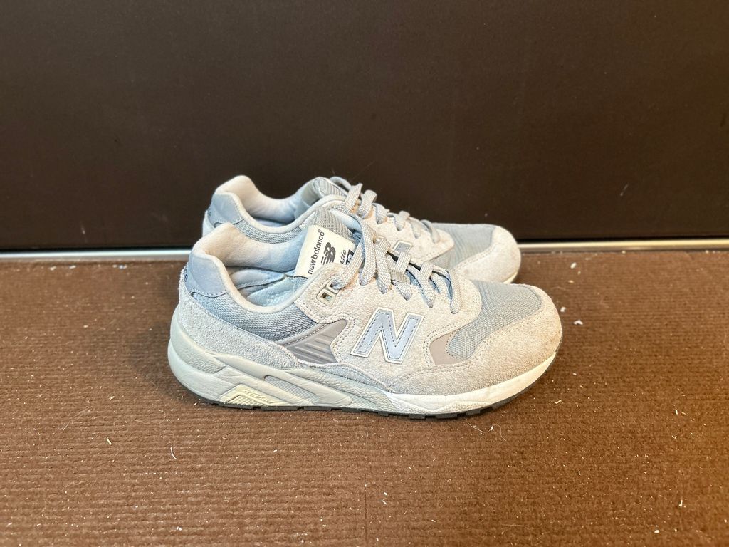 LINE_ALBUM_品牌運動鞋1200_241005_1