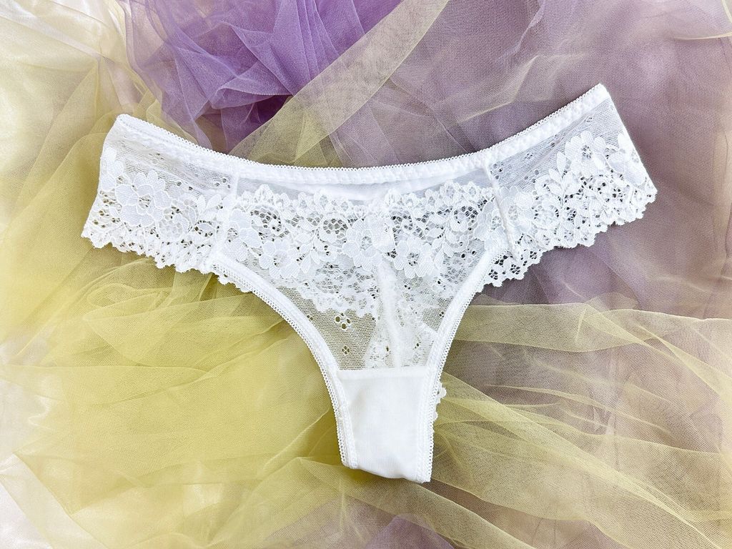 LINE_ALBUM_可先上架的內褲區 贈穿照_241023_9