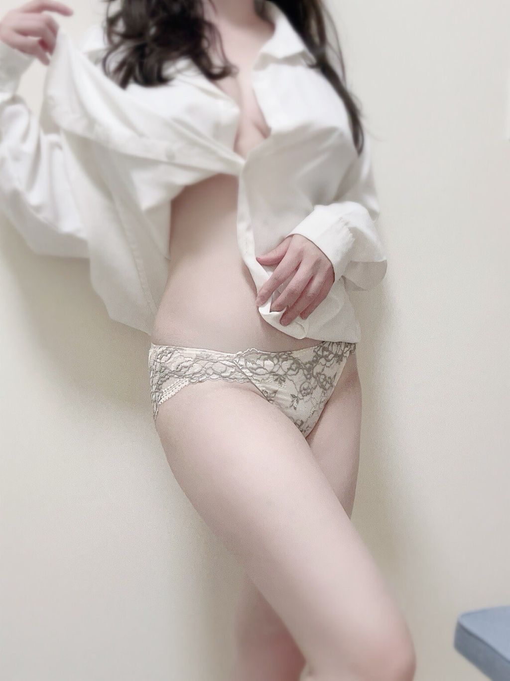 LINE_ALBUM_（650）深藍蕾絲丁字褲酒紅鏤空丁字褲（750）優雅米灰豔麗桃紅（600）灰藍純棉米