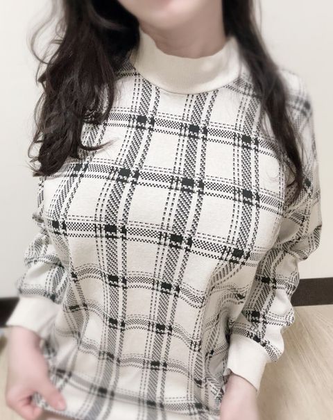 LINE_ALBUM_白雪紡襯500格紋長袖600奶茶針織連身裙800牛仔長褲多件（款式稍微不同）650_250127_1