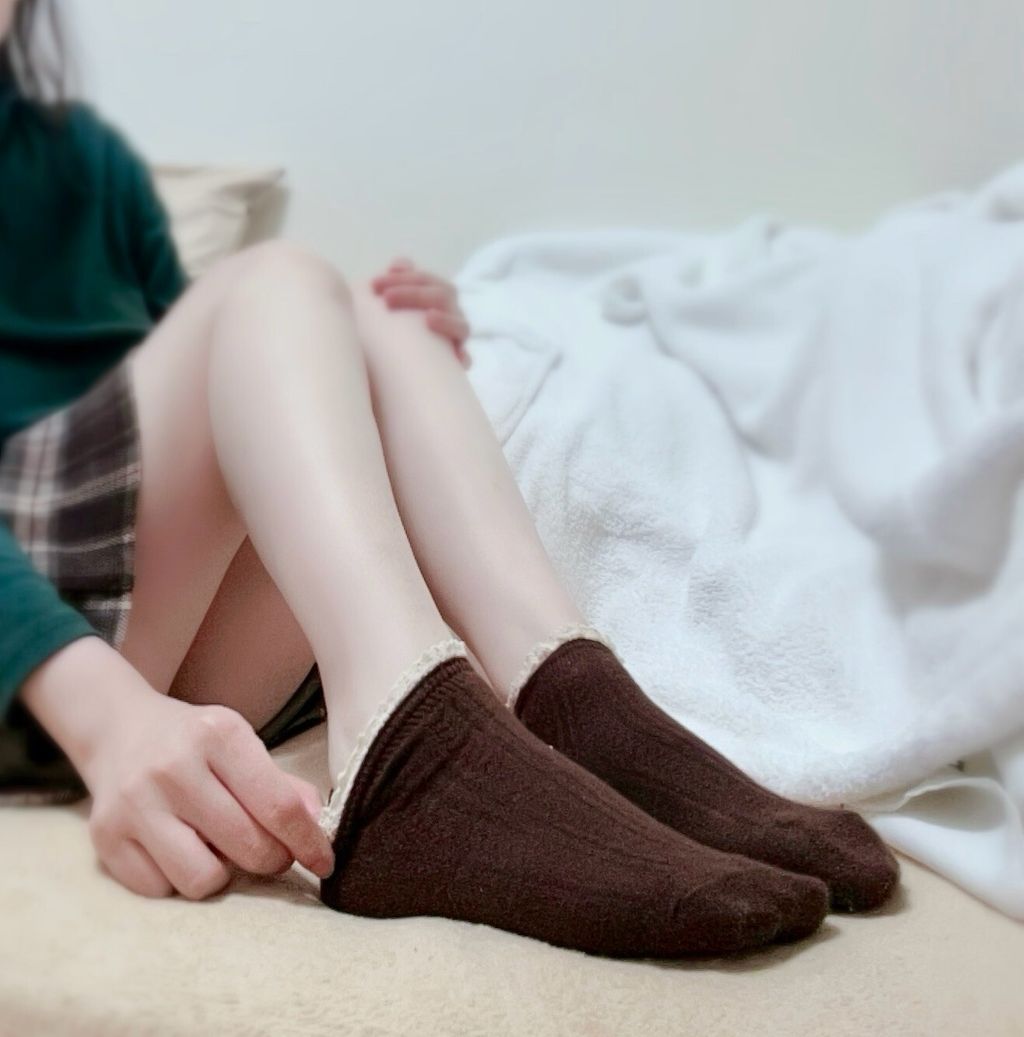 LINE_ALBUM_穿照2）奶蓋可可棕襪350微染色白襪250沐浴球+小短片400nubra +小短片850_250325_4