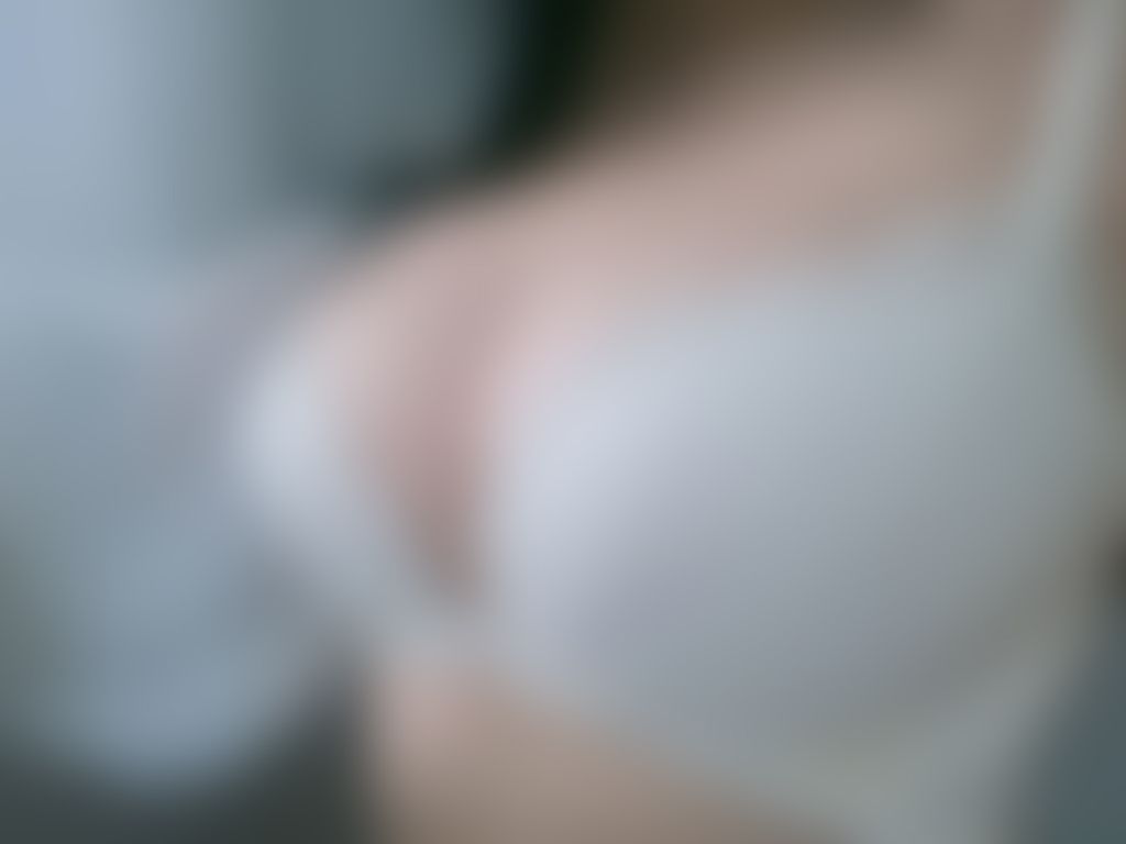 售B8.前扣白蕾絲內衣