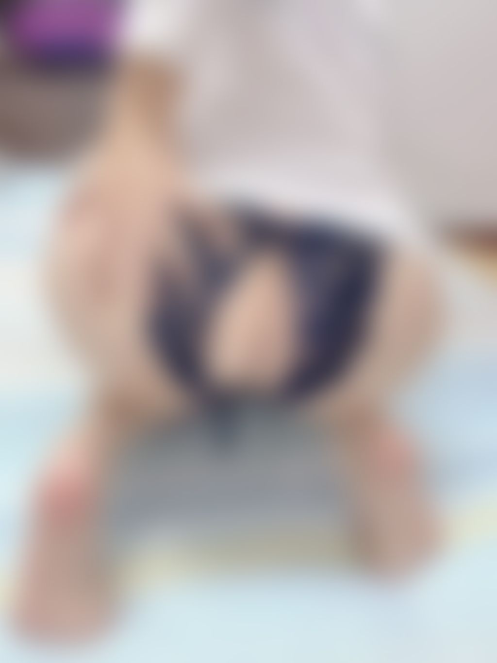 售A4.黑色綁帶丁字內褲