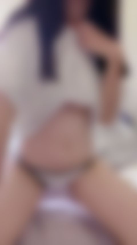 售A19.白底黑邊內褲