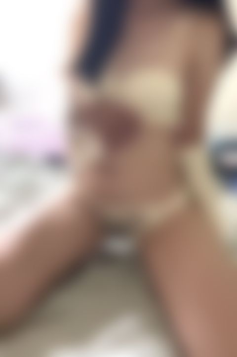 售C5.米色半透成套