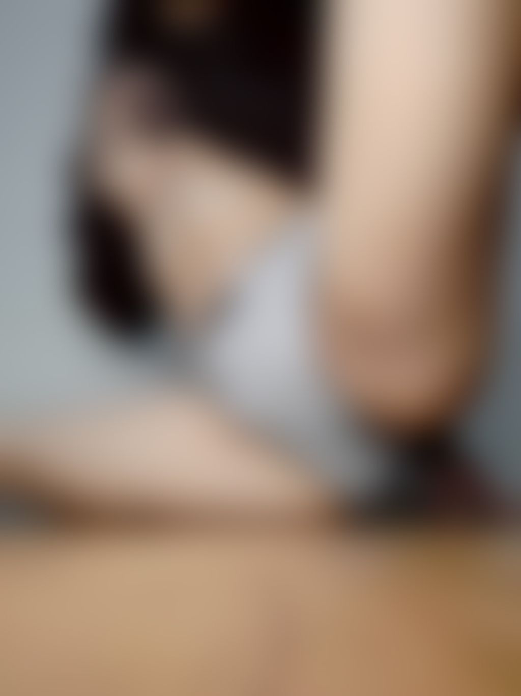 A6.木耳邊灰內褲