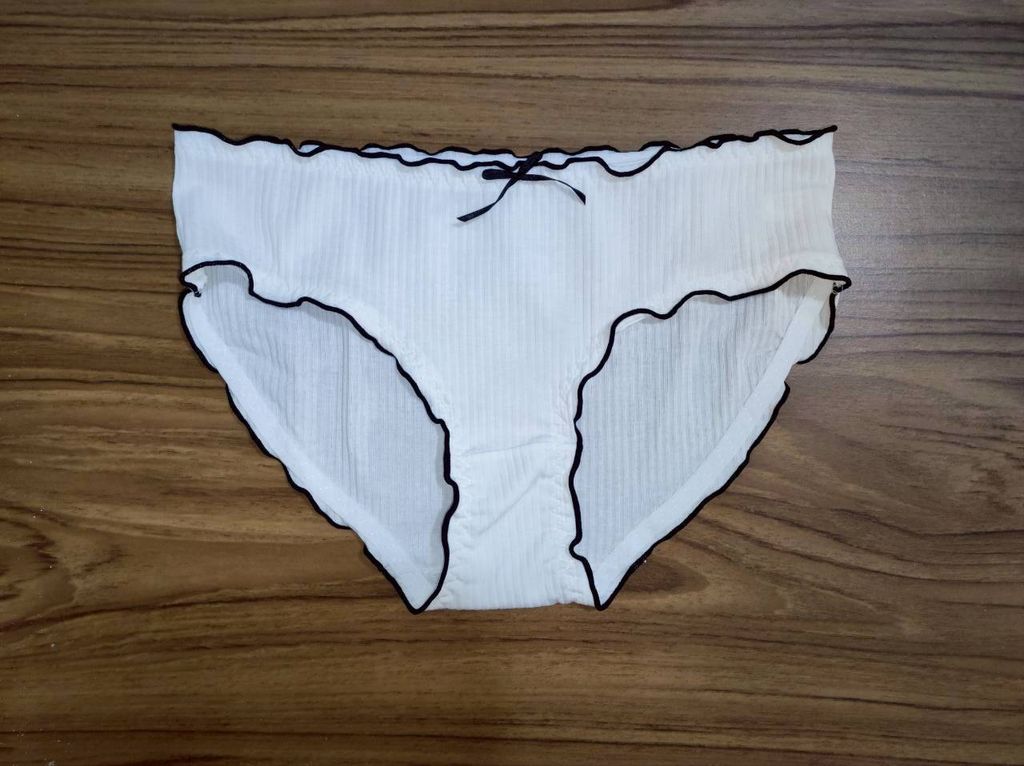 LINE_ALBUM_木耳邊白_251109_5