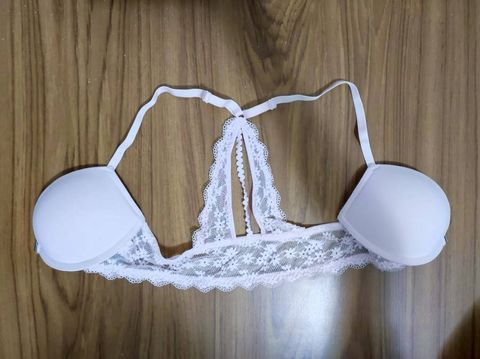 LINE_ALBUM_專櫃前扣式內衣，露臉的當贈送照_251110_1