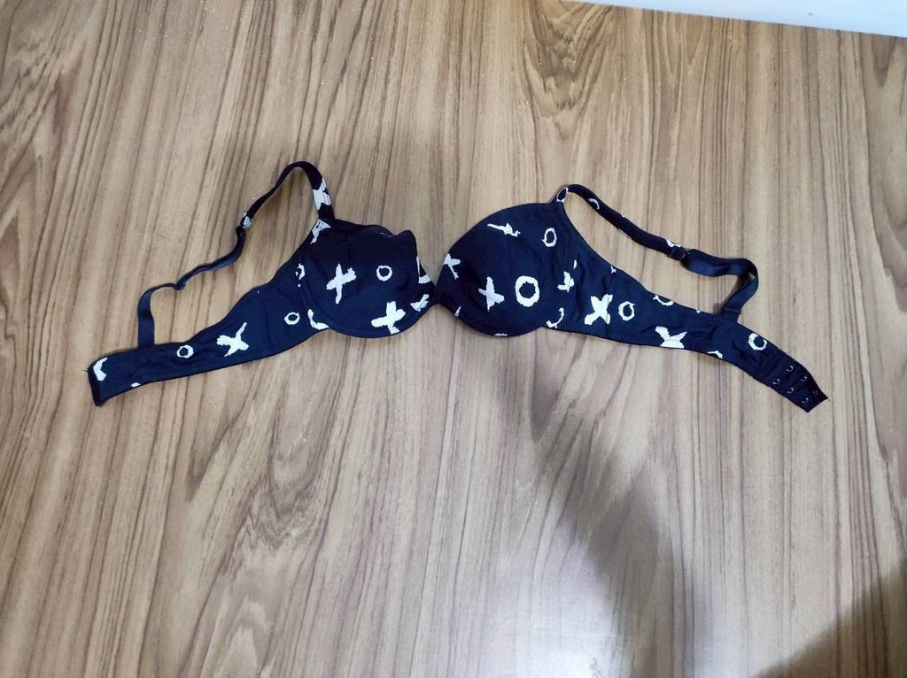 LINE_ALBUM_黑色內衣_251110_1