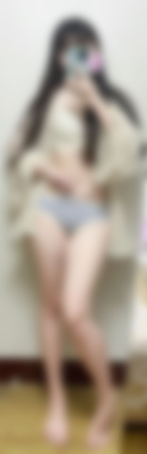 售A8.紫色白邊內褲