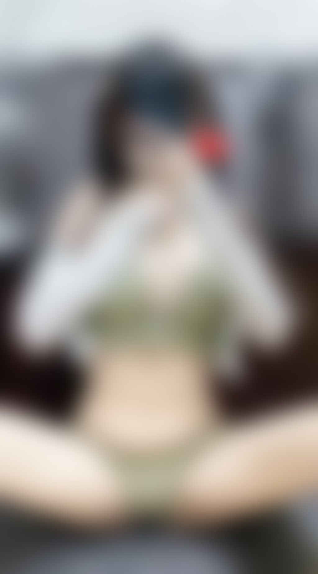 C1.綠色花花套裝