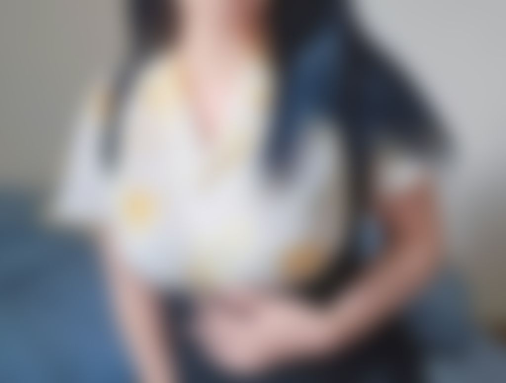 DA2.黃花花薄襯衫