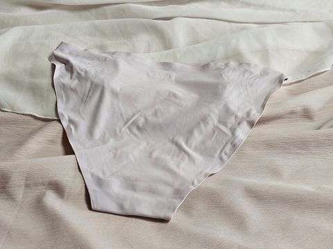 4-2_無痕_可愛清純_淡紫低腰