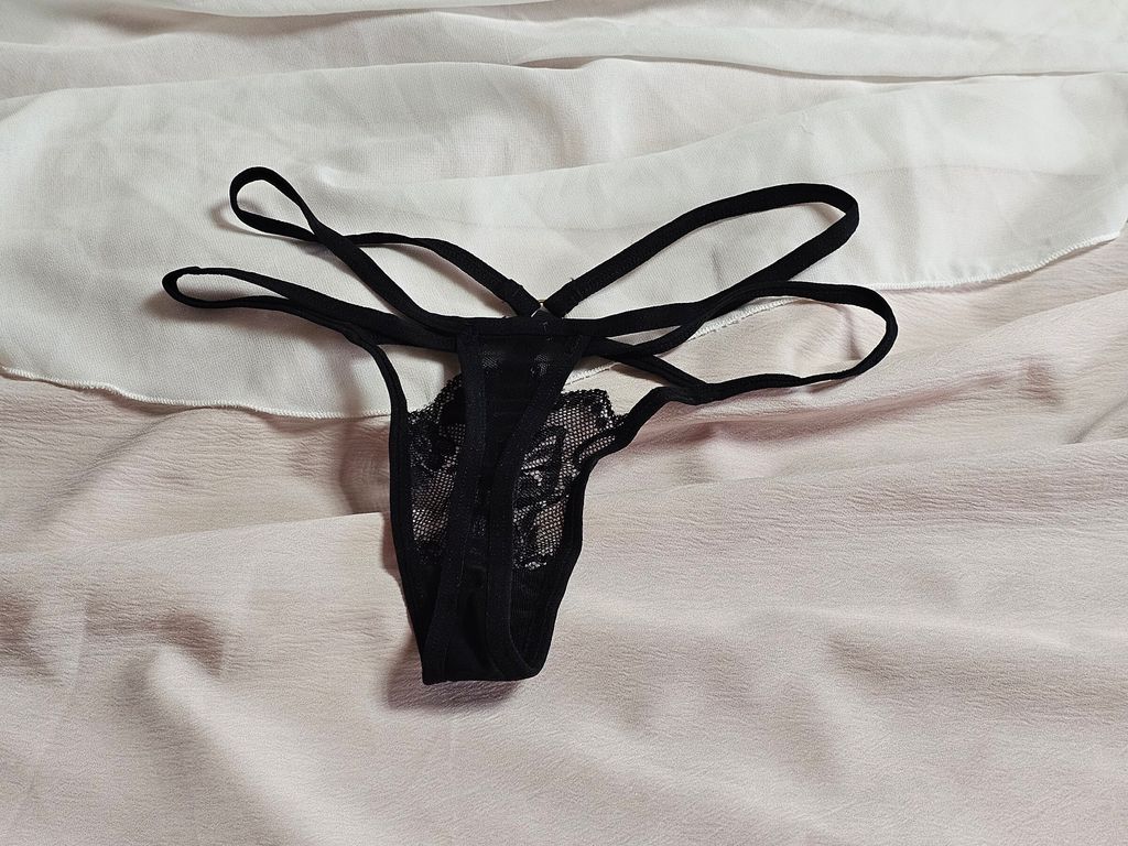 5-2_蕾絲_性感成熟_黑色繫繩丁字