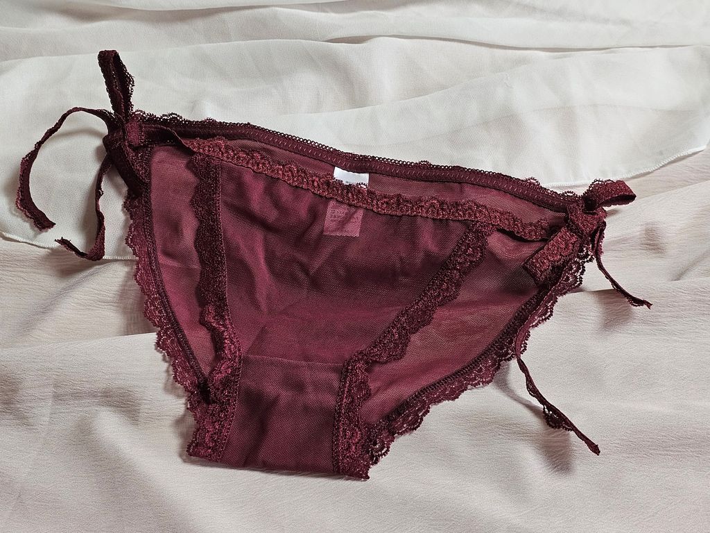 8-1_蕾絲_透膚_綁帶_性感成熟_酒紅低腰