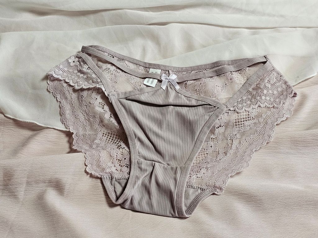 19-1_蕾絲_可愛清純_挖洞_淺灰粉