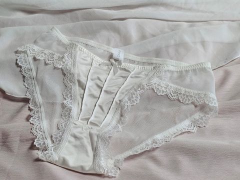 29-1_網紗_緞面_可愛清純_透膚_白色