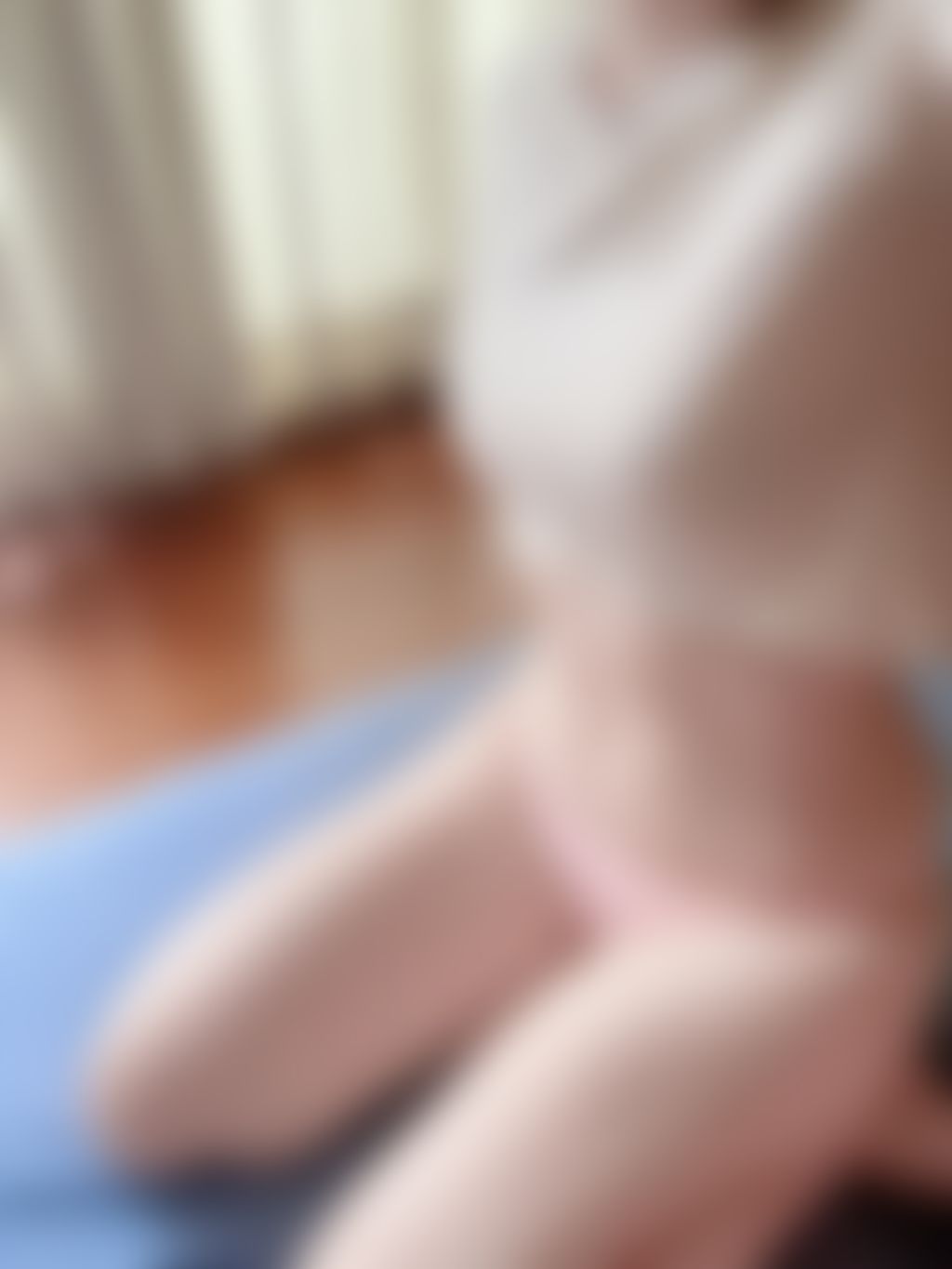 DA1.短版杏色T恤