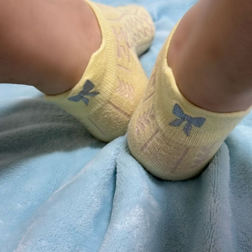 LINE_ALBUM_綠色蝴蝶結透襪_260210_2