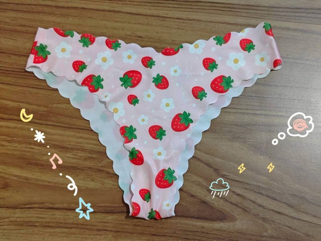 A9.冰絲草莓內褲