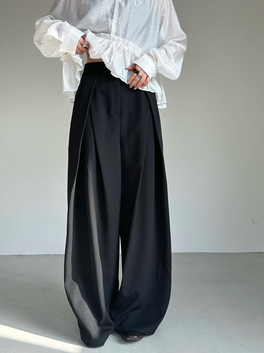 LINE_ALBUM_Clothing-2026-0301-2_260302_3