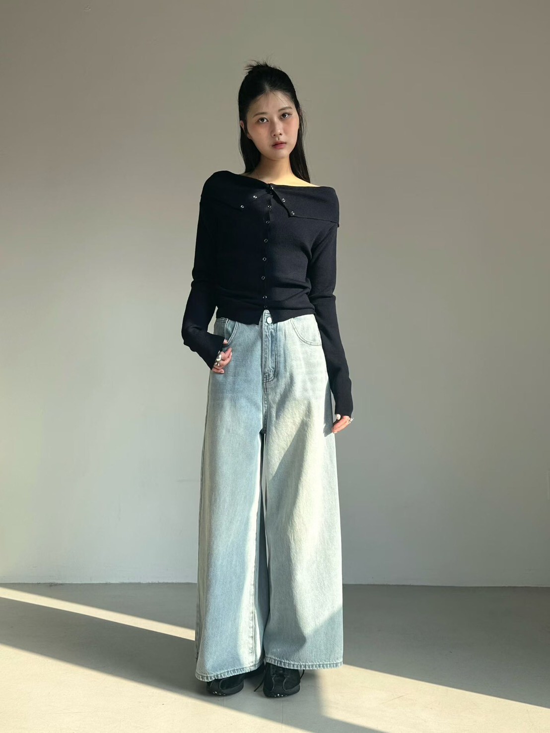 LINE_ALBUM_Clothing-2026-0111_260303_2