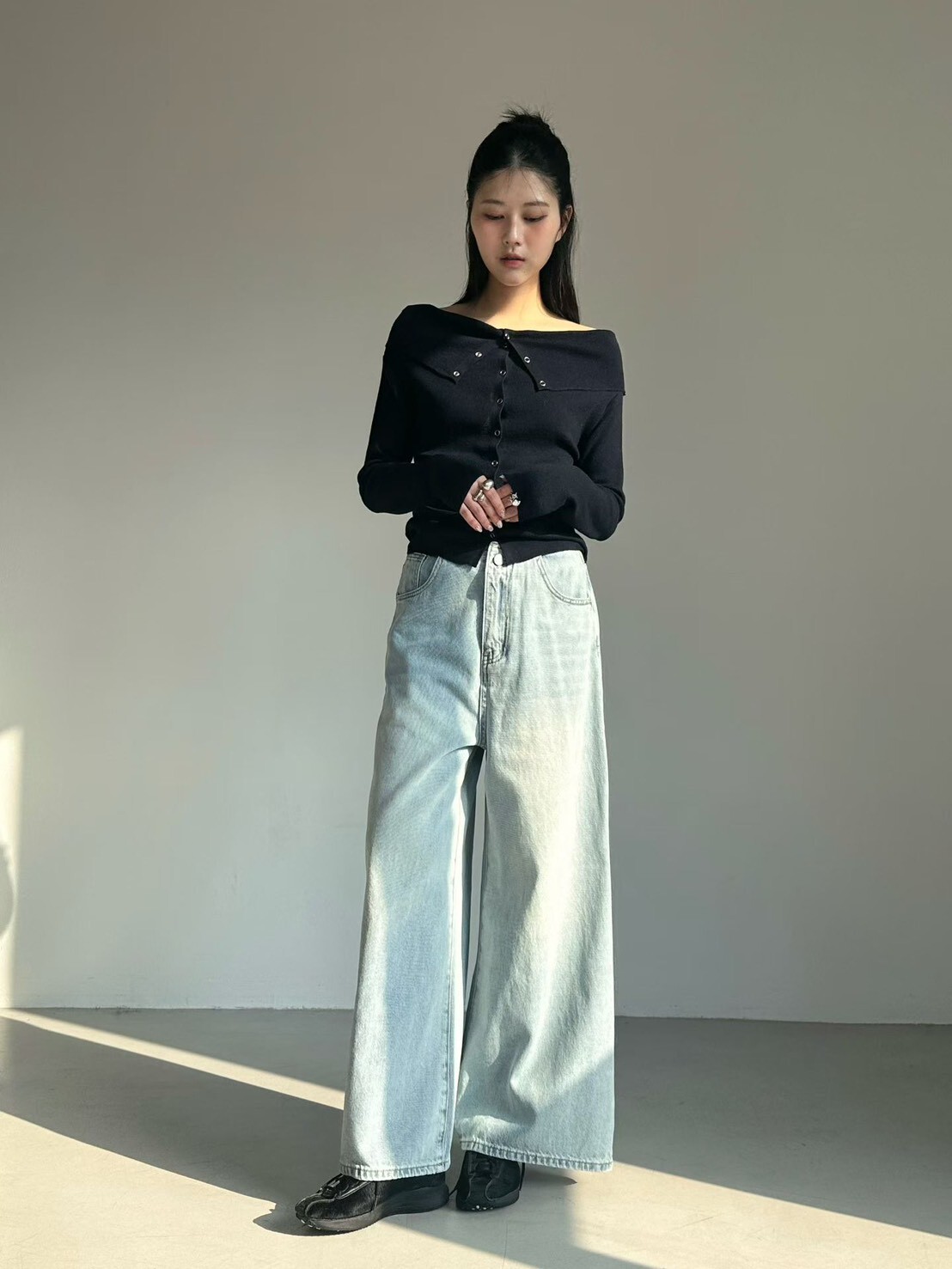 LINE_ALBUM_Clothing-2026-0111_260303_5