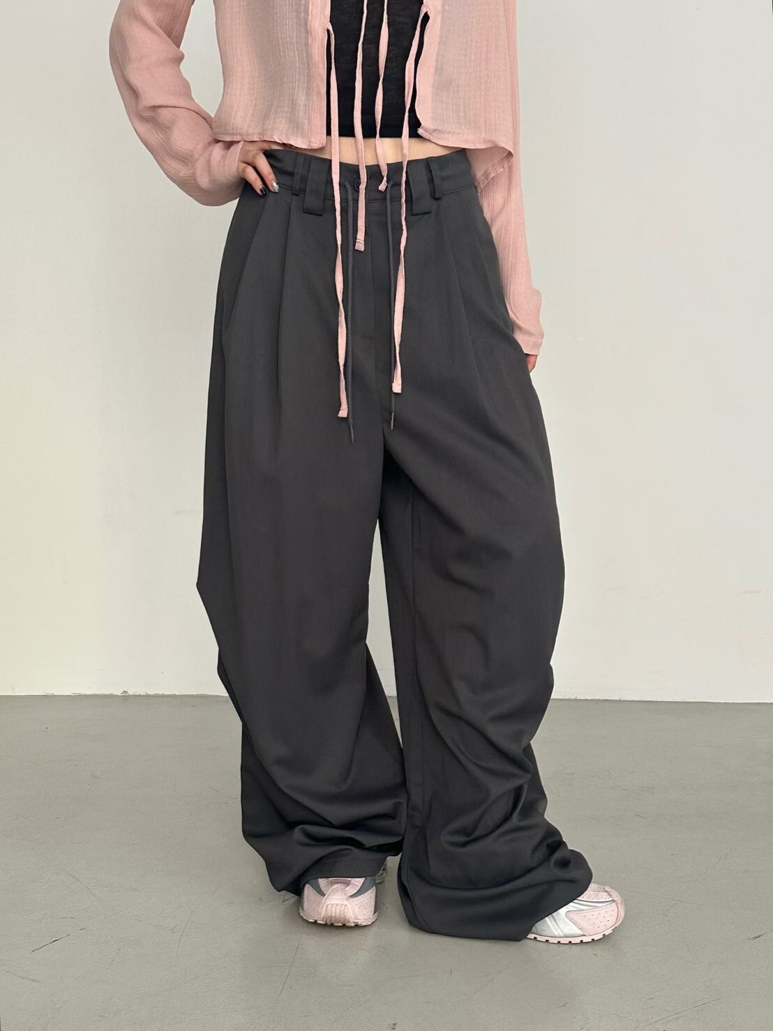 LINE_ALBUM_Clothing-2026-0301_260317_2