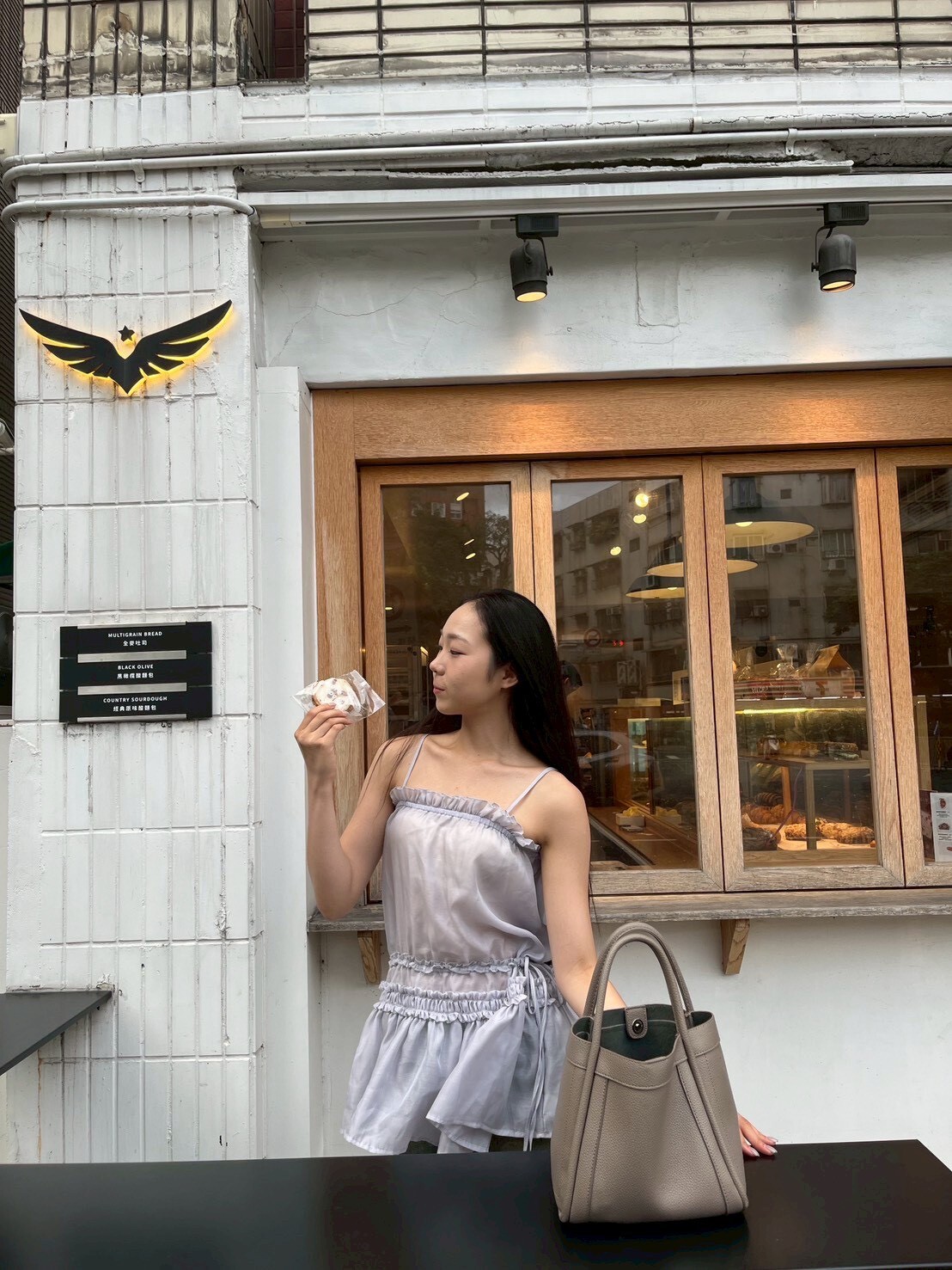 LINE_ALBUM_康小姐_260612_14