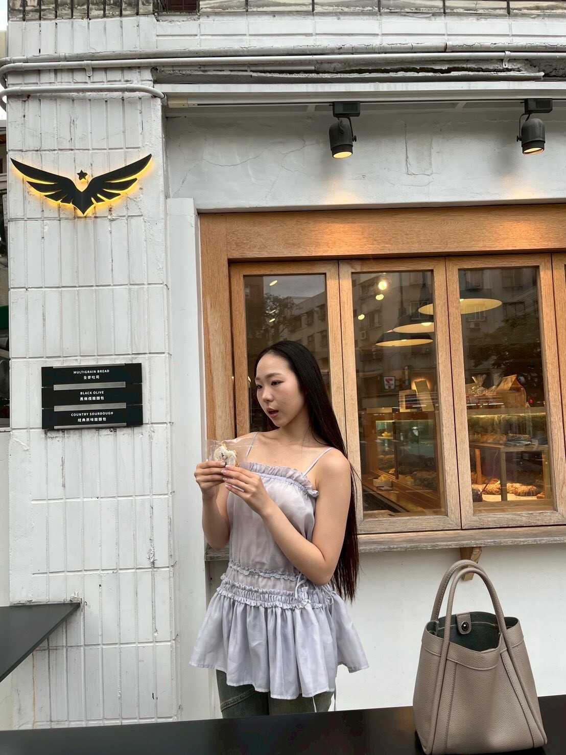 LINE_ALBUM_康小姐_260612_16