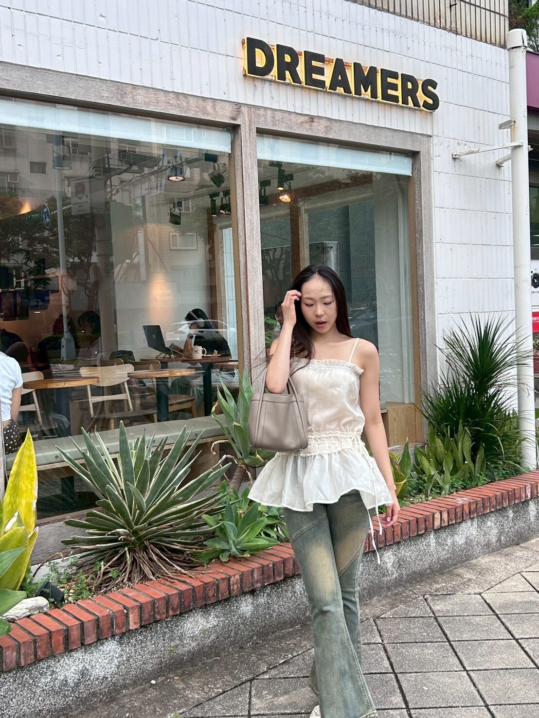 LINE_ALBUM_康小姐_260612_8