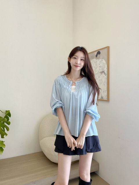 002bed8deb89ea4d33663bbe07c68cb5