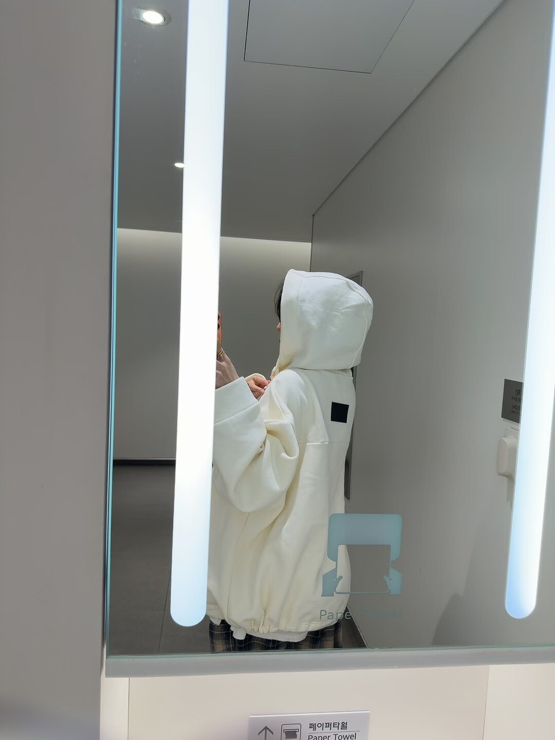 LINE_ALBUM_PALETTE大口袋連帽T-$1680_260211_3