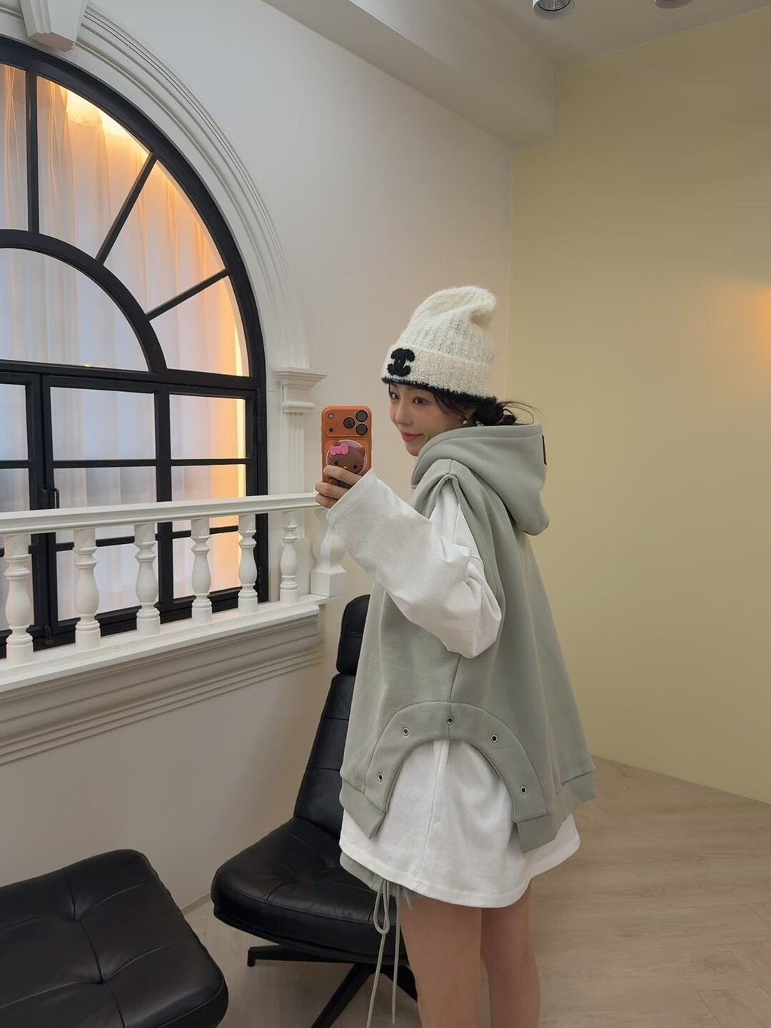 LINE_ALBUM_PALETTE側排釦連帽背心-$1380_260213_4