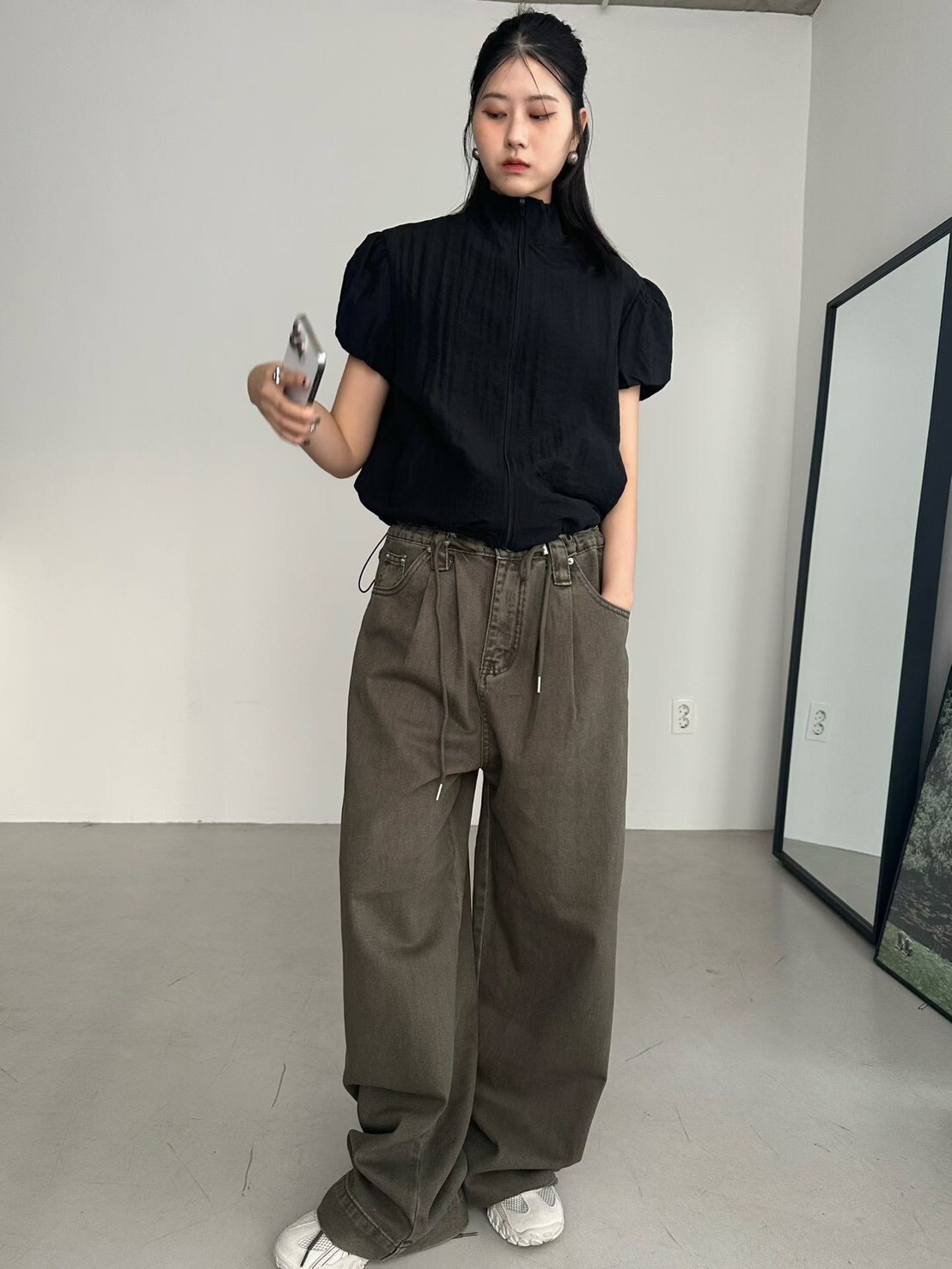 LINE_ALBUM_Clothing-2026-0301_260302_7