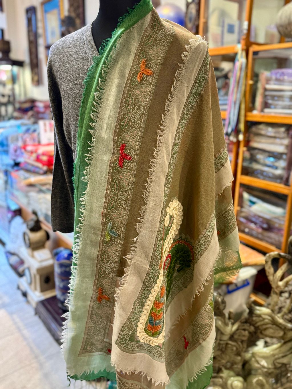 image_E4BAFA9C-CB2A-4C5B-8D4D-42BFF94099EC_1765966689