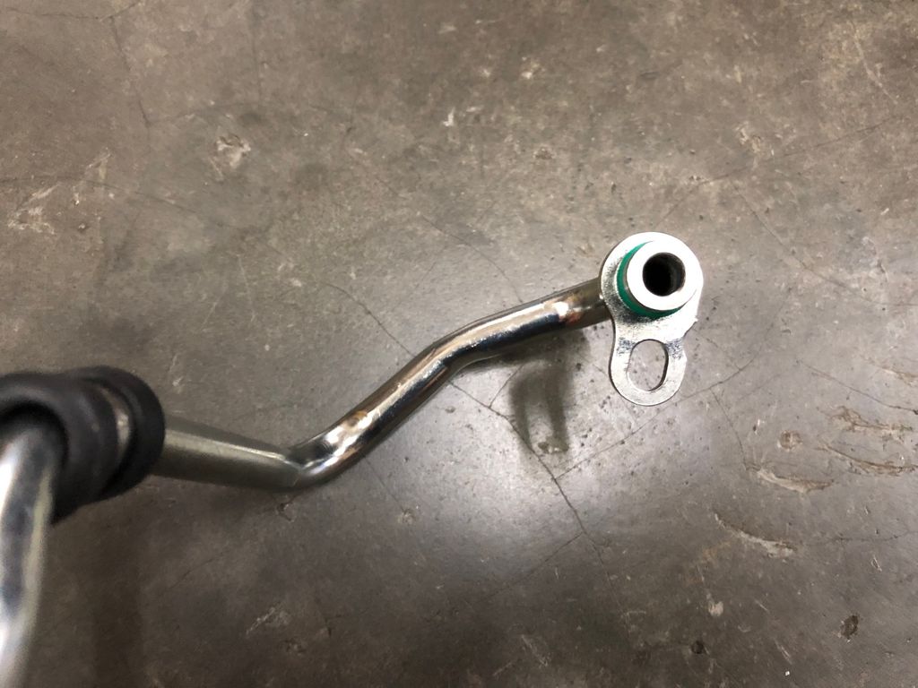 B48 TURBO WATER RETURN HOSE (6)