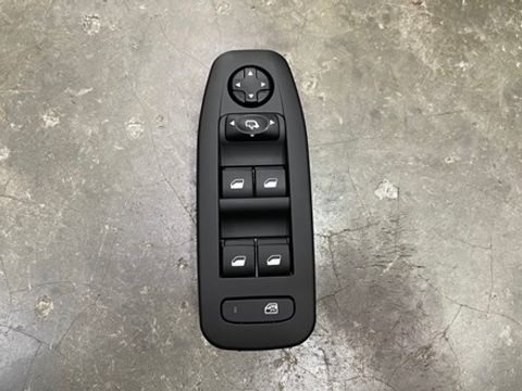 208 POWER WINDOW SWITCH (1)