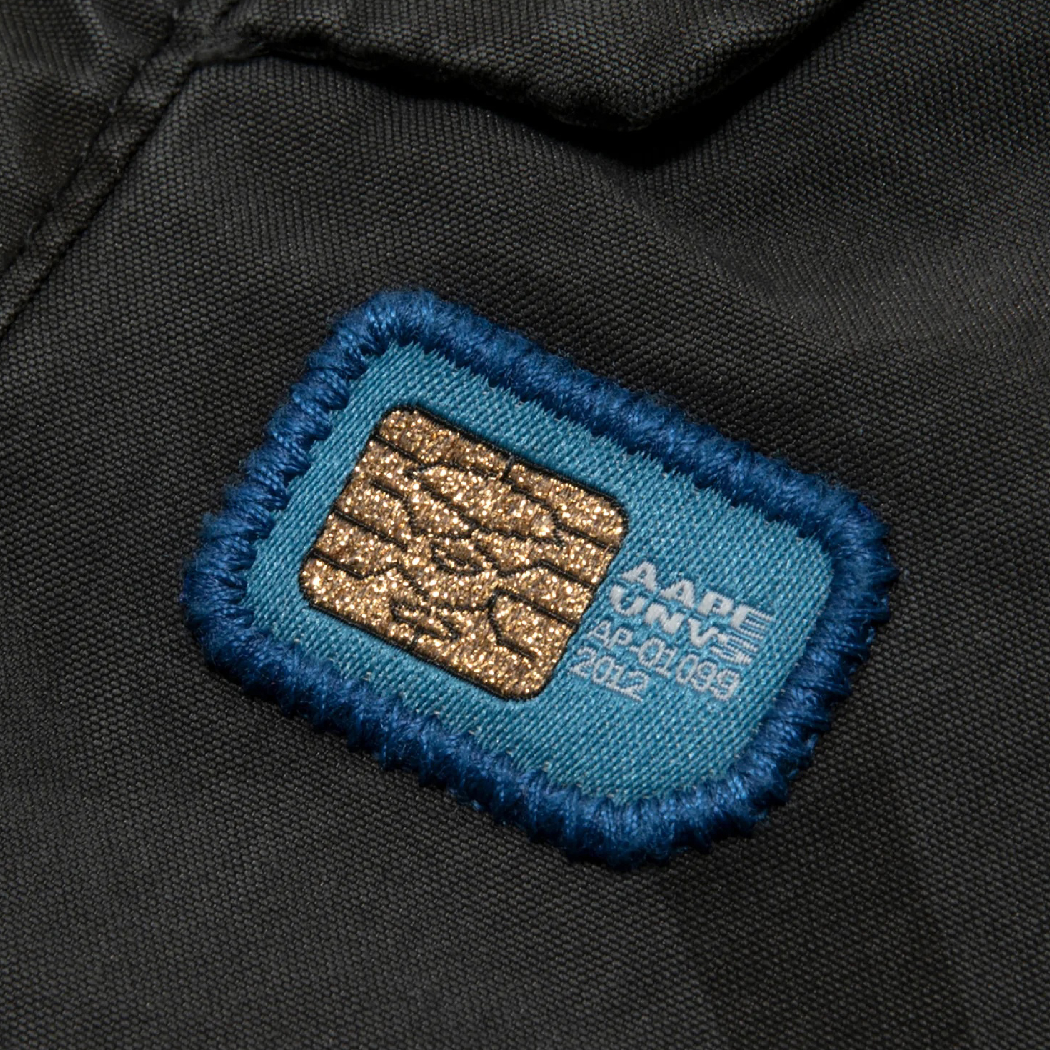 Aape A Bathing Ape UNVS Camo Shorts-11