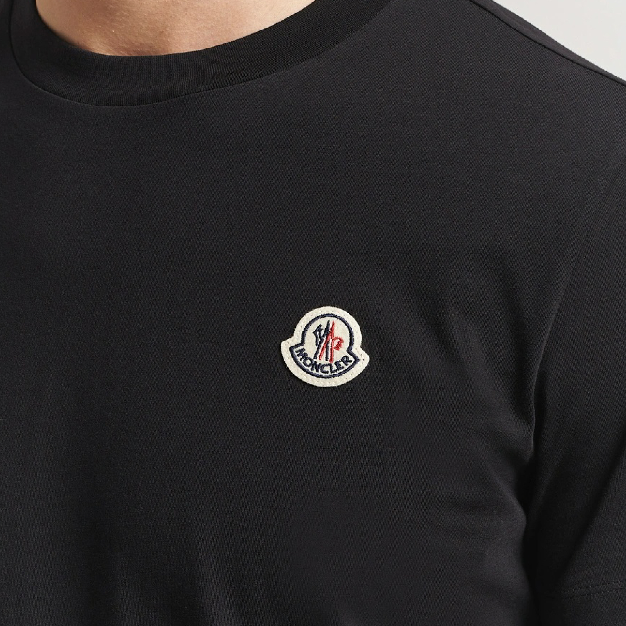Moncler Embro Patch Logo Classic Tee-07