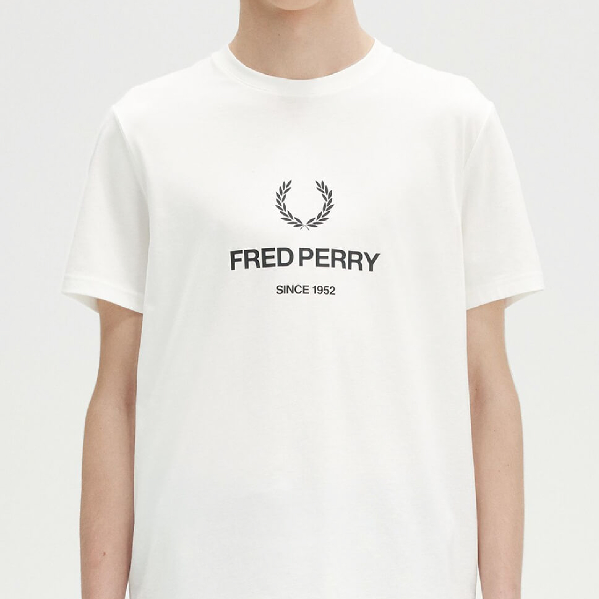 Fred Perry wording logo graphic print tee-09