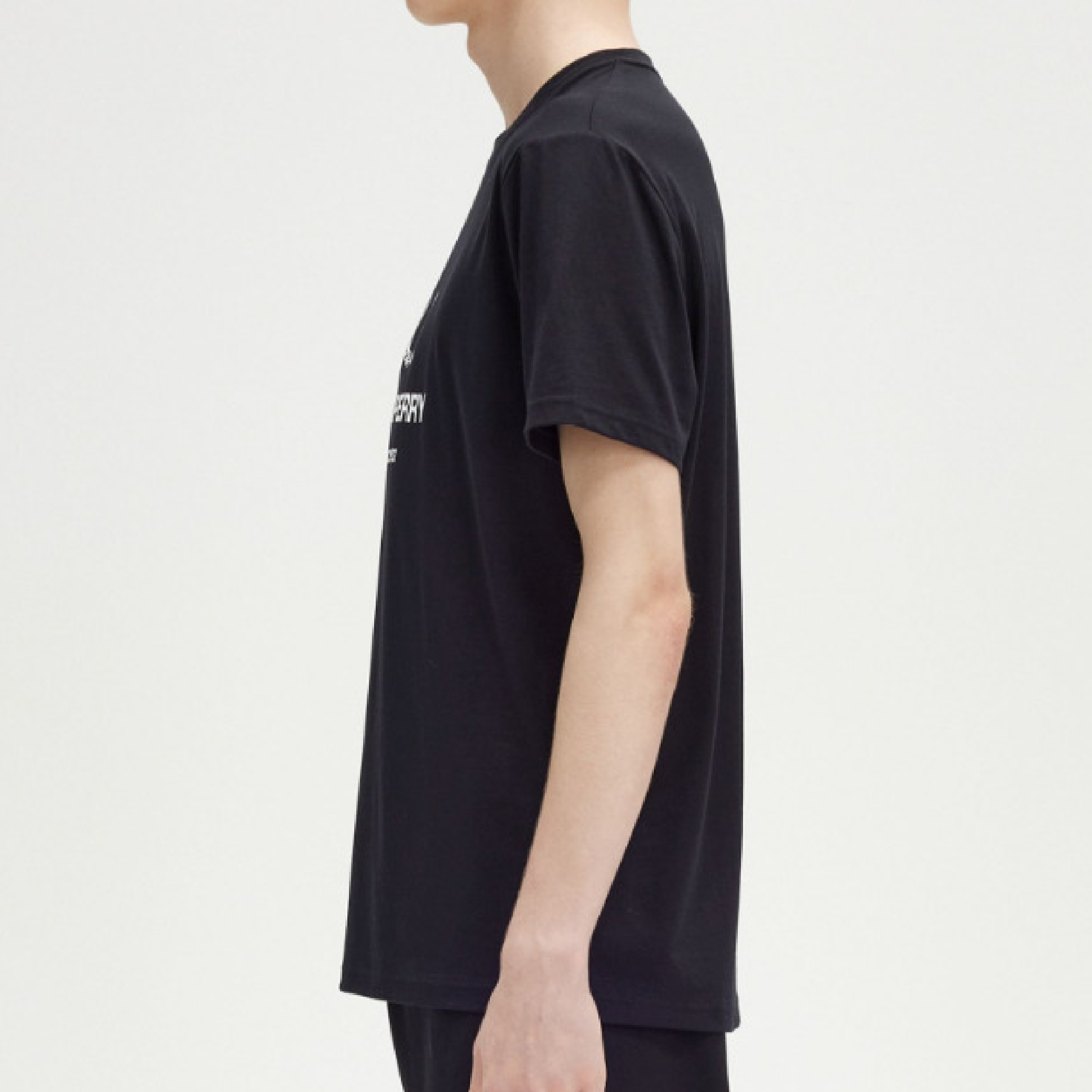 Fred Perry wording logo graphic print tee-08